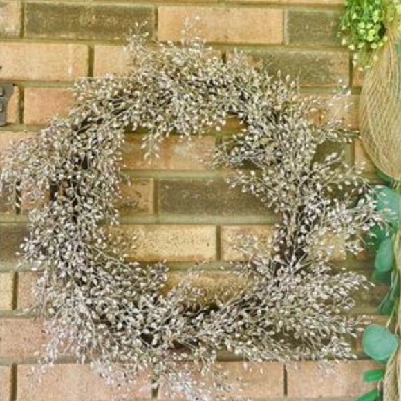 Frosted Fall Little Luna Leaves Wreath, 20” - Picture 8 of 10